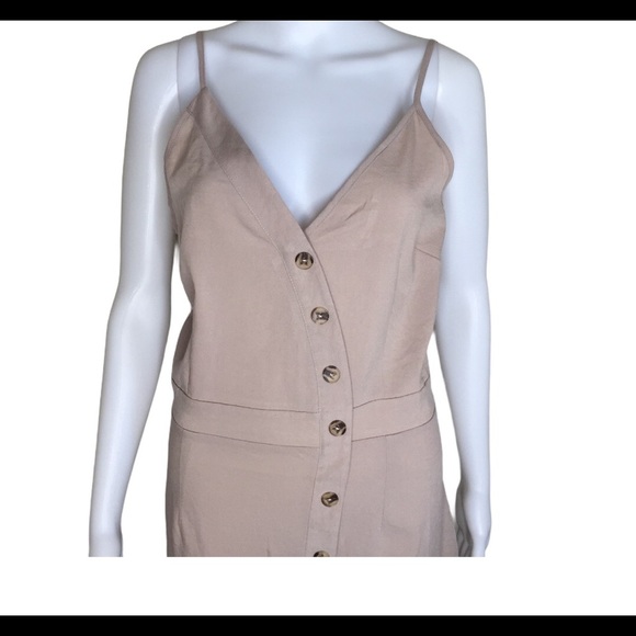 QED LONDON Asymmetrical Sleeveless Slip Dress With Button Front Beige Size Large - Picture 4 of 10